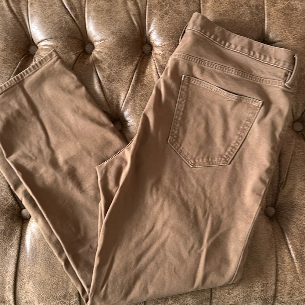 Banana Republic traveler pants